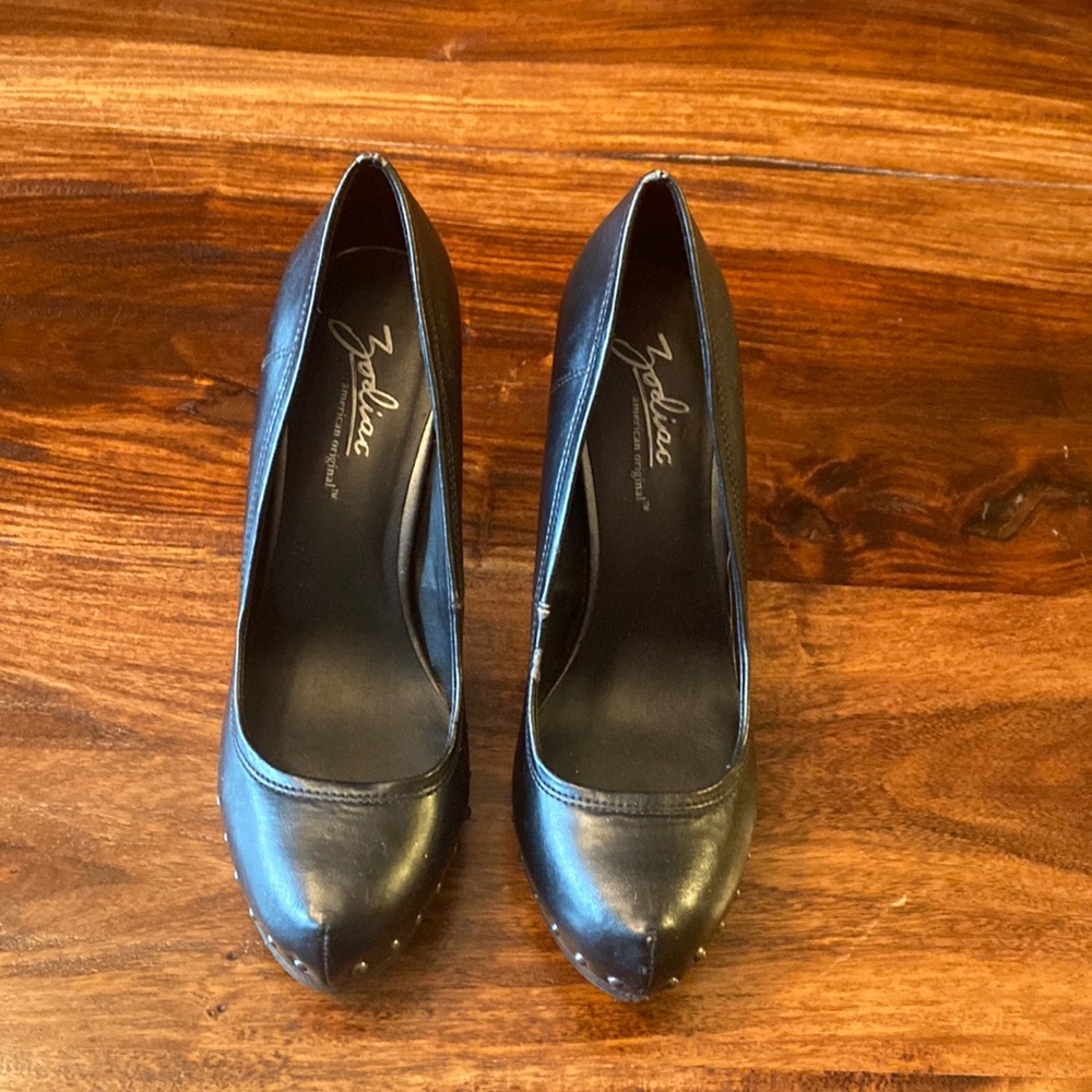 Zodiac Heels